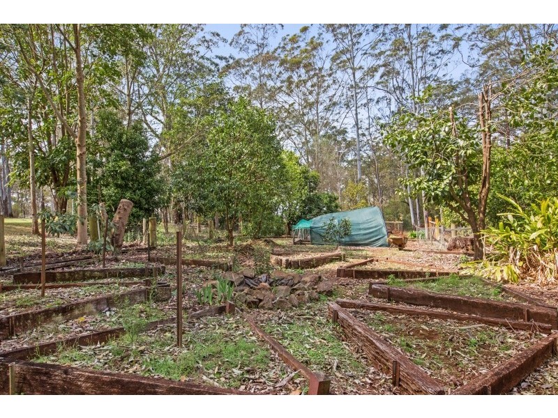 70 Wilkes Road, Hampton QLD 4352