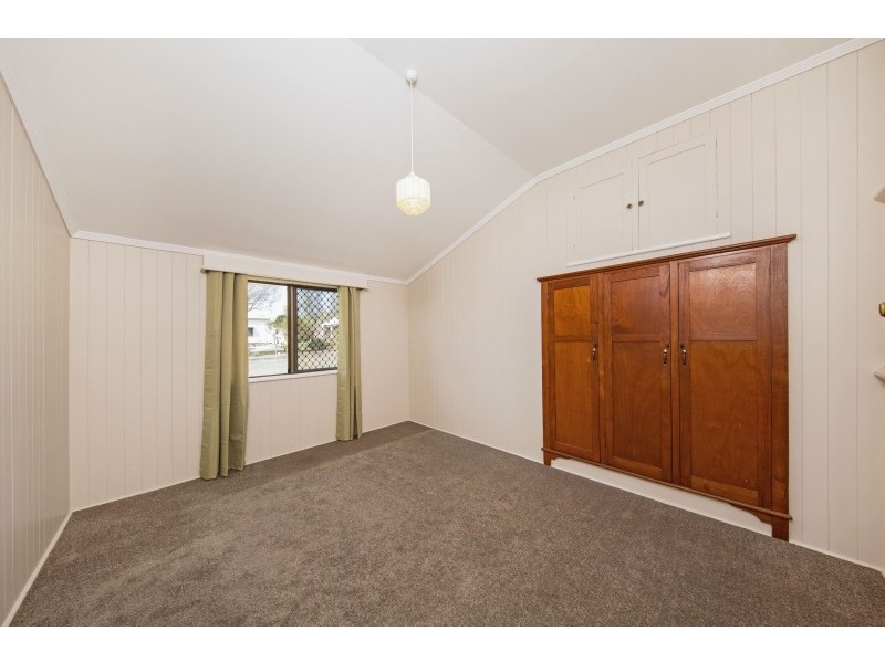 7 Albert Street, Crows Nest QLD 4355