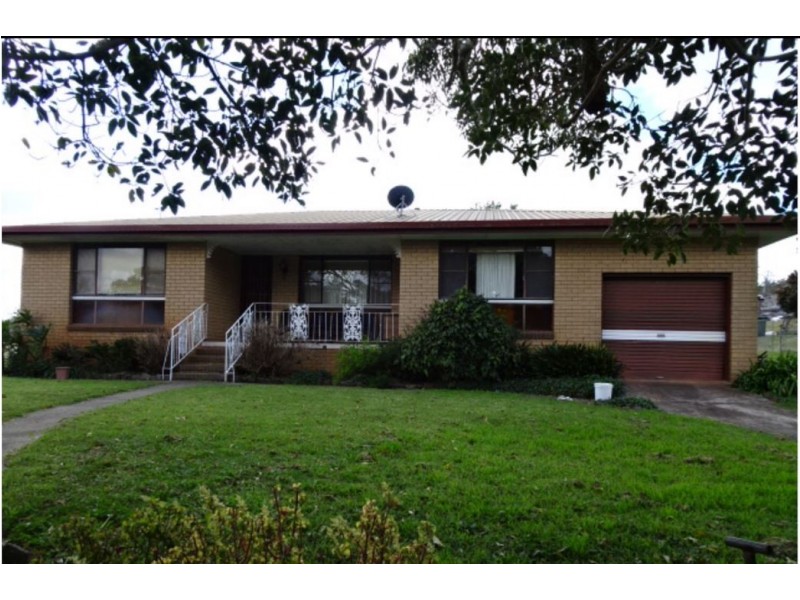 39 Austin Road, Crows Nest QLD 4355