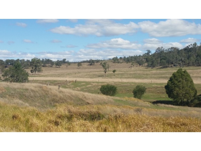2212 Pierce Creek Road, Emu Creek QLD 4355