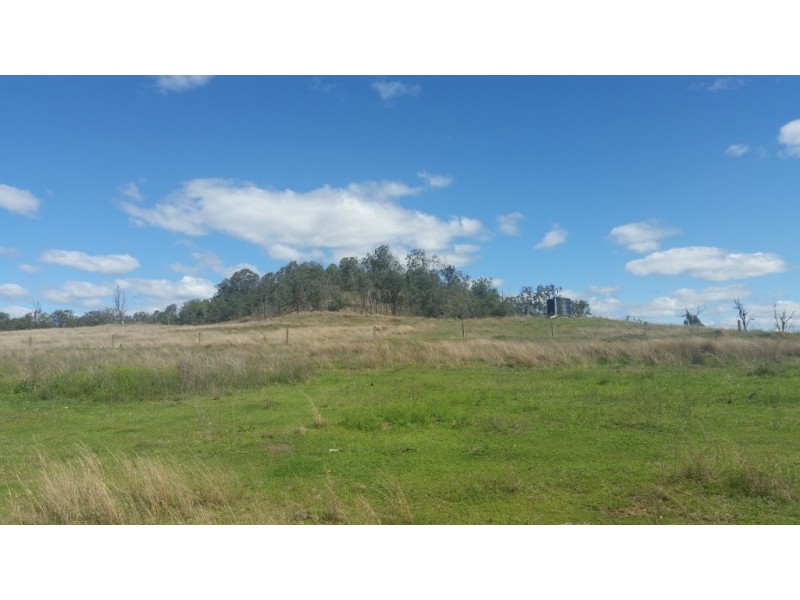 2212 Pierce Creek Road, Emu Creek QLD 4355