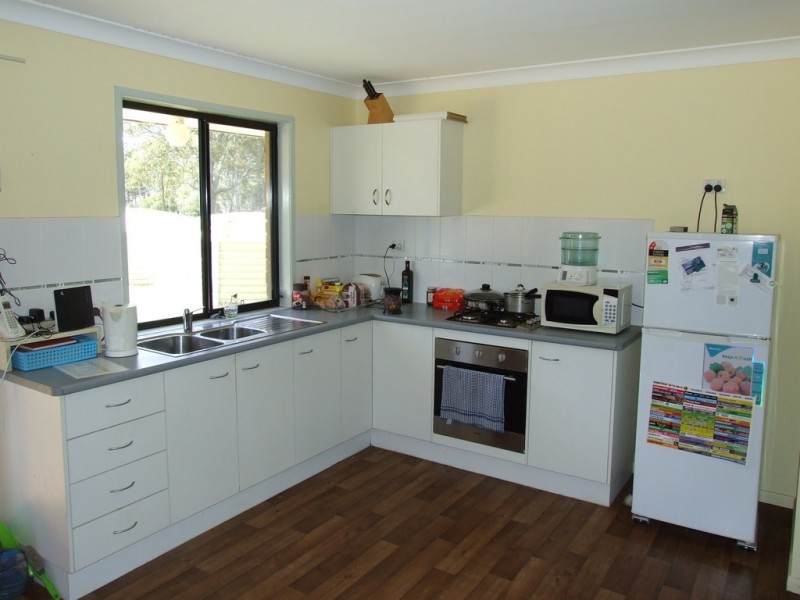 9 Malcolm Street, Cooyar QLD 4402