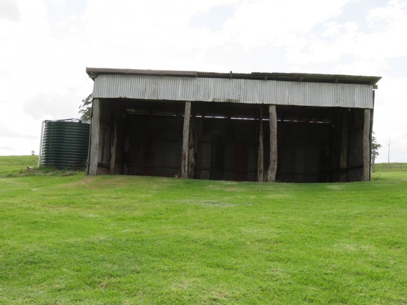 447 National Park Road, Ravensbourne QLD 4352