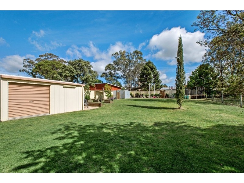 14 James Street, Crows Nest QLD 4355