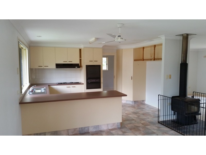 57 Albert Street, Crows Nest QLD 4355
