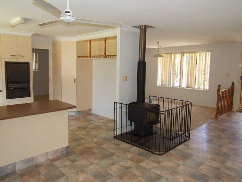 57 Albert Street, Crows Nest QLD 4355