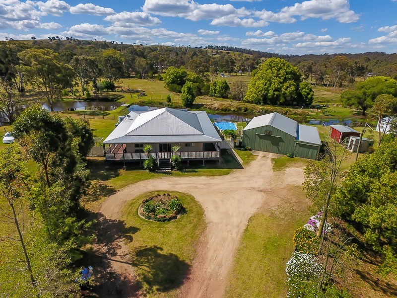 14 Hayden Street, Crows Nest QLD 4355
