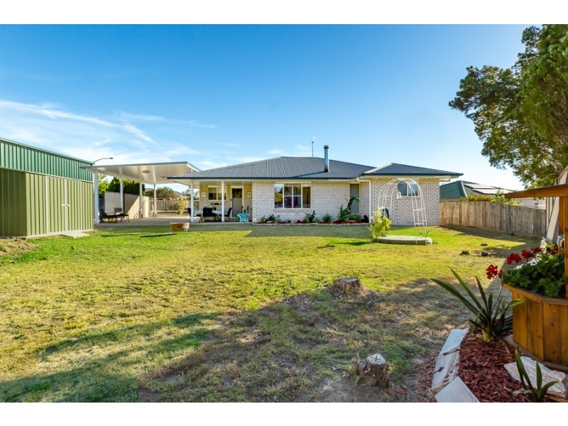 6 Lee Court, Crows Nest QLD 4355