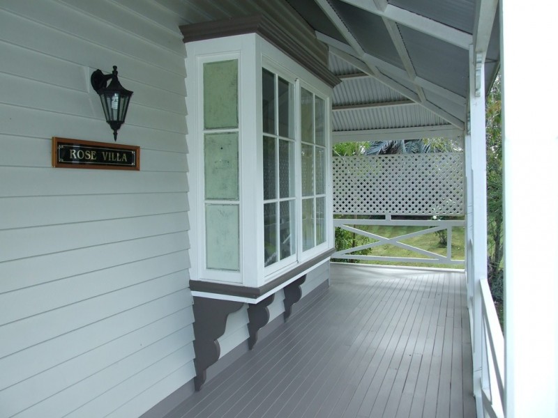 18 Sharp street, Crows Nest QLD 4355