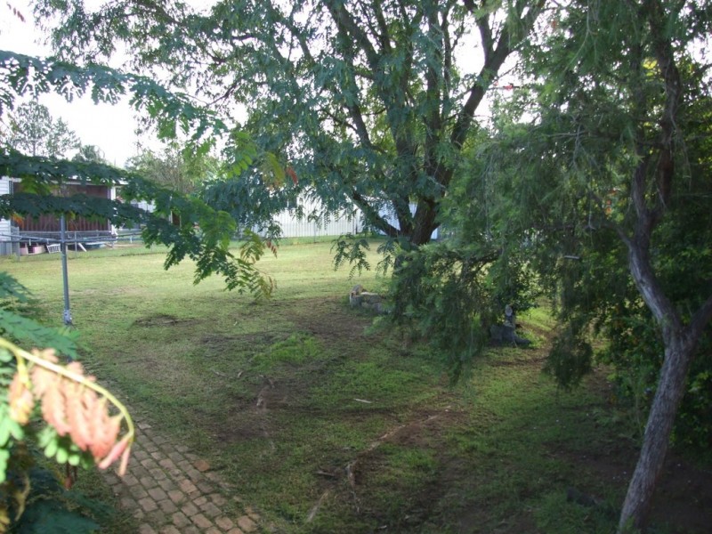 18 Sharp street, Crows Nest QLD 4355