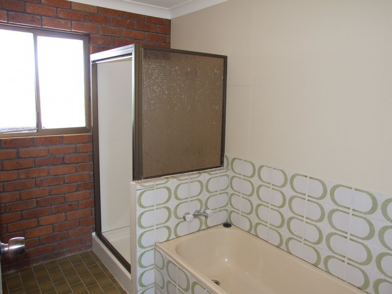 42 Austin Road, Crows Nest QLD 4355