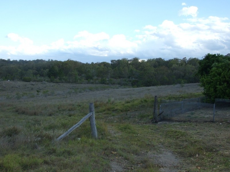 42 Austin Road, Crows Nest QLD 4355