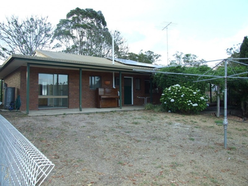 42 Austin Road, Crows Nest QLD 4355