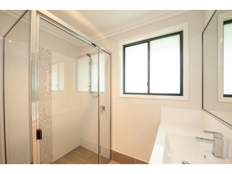 Unit 1, 1a Gleeson Street, Crows Nest QLD 4355