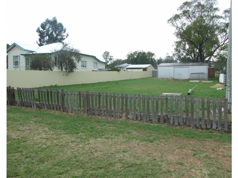 70 John Street, Goombungee QLD 4354