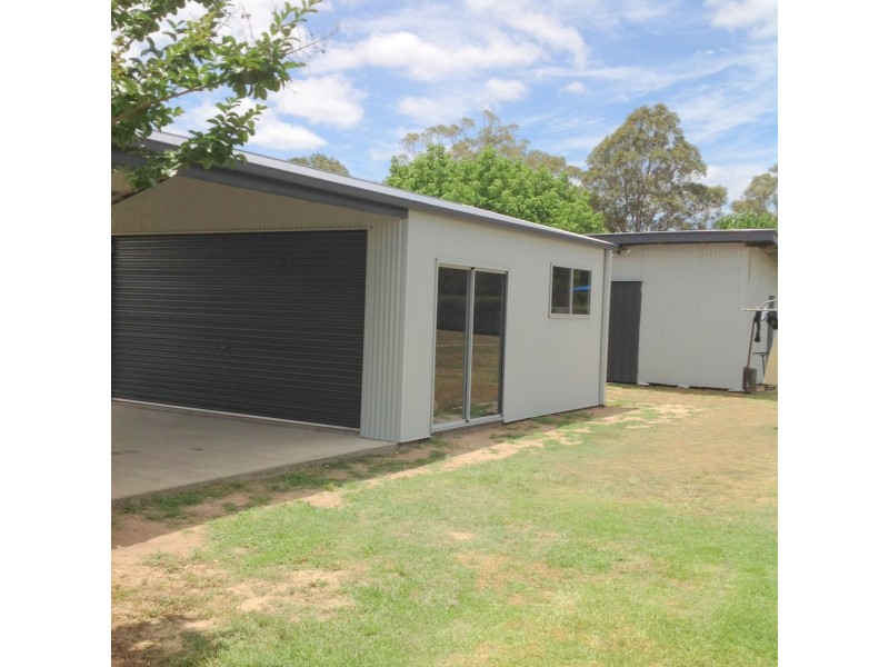 27 Nolan Street, Crows Nest QLD 4355