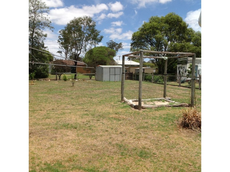 7 Gleeson Street, Crows Nest QLD 4355