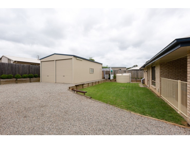 16 Parkland Drive, Crows Nest QLD 4355