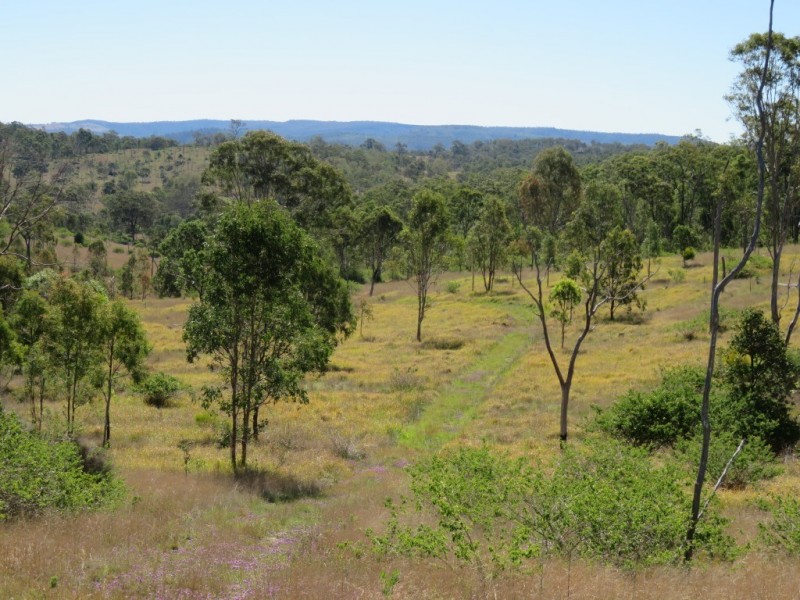 000 Brothers Road, Crows Nest QLD 4355