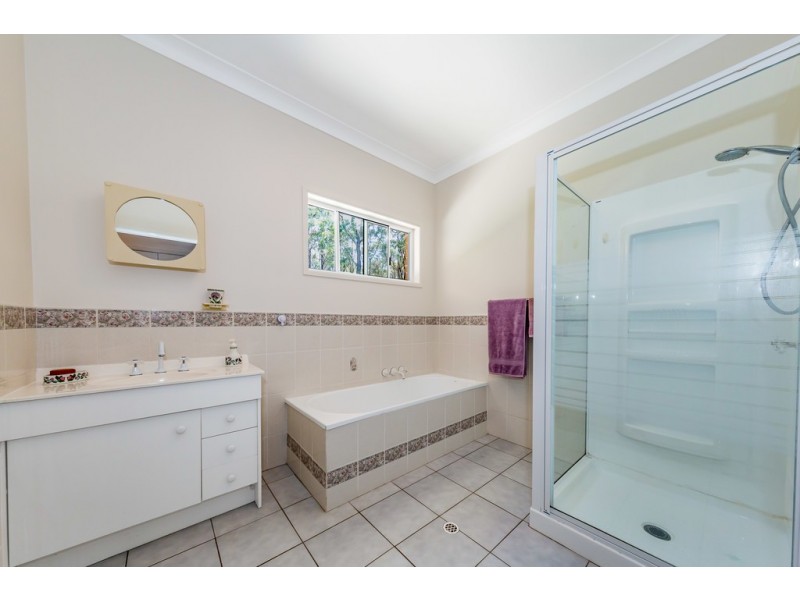 12 Pinnell Road, Crows Nest QLD 4355