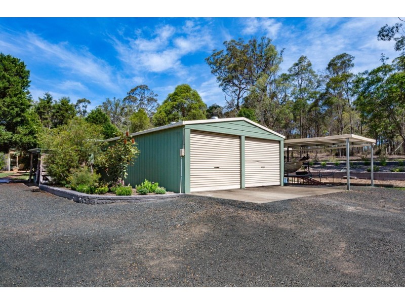 12 Pinnell Road, Crows Nest QLD 4355