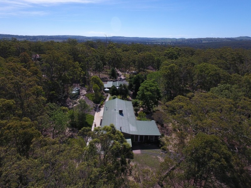 12 Pinnell Road, Crows Nest QLD 4355