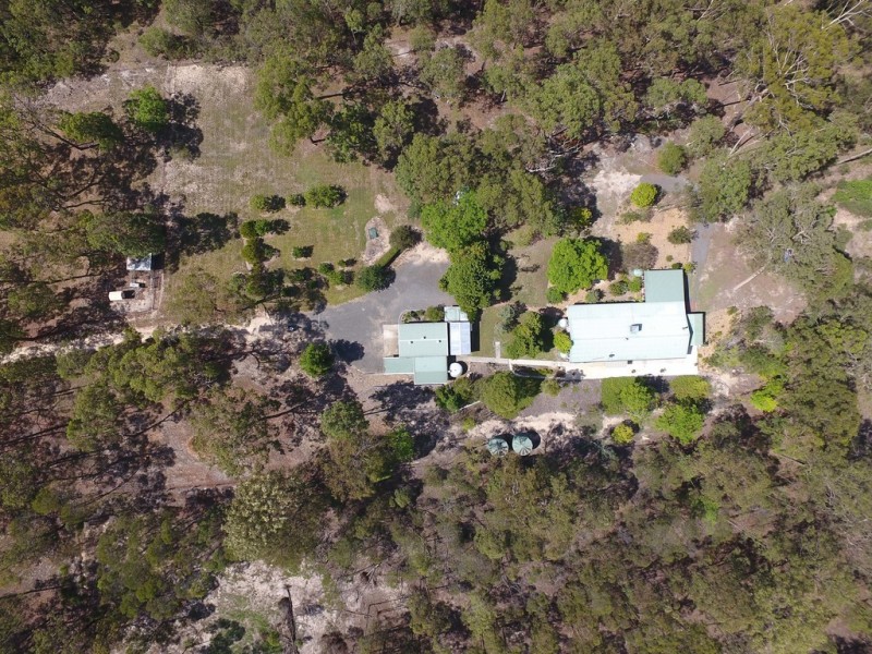 12 Pinnell Road, Crows Nest QLD 4355