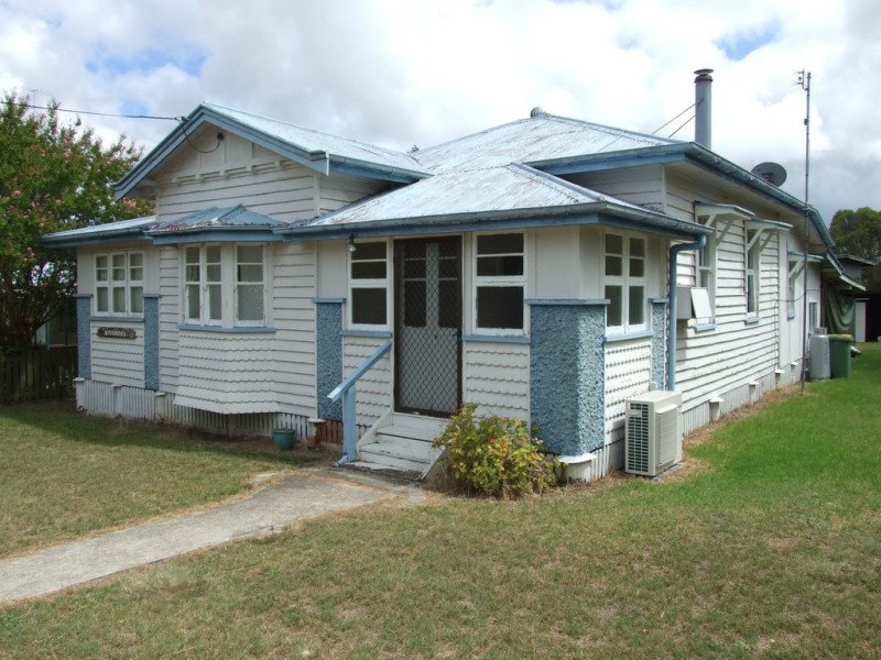 52 Charles Street, Crows Nest QLD 4355