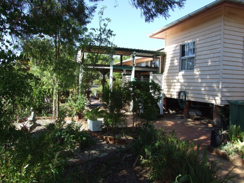 45 South Street, Crows Nest QLD 4355