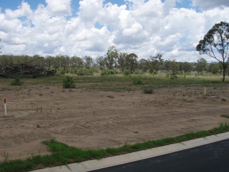 L706/  707,716 Parkland Estate, Crows Nest QLD 4355