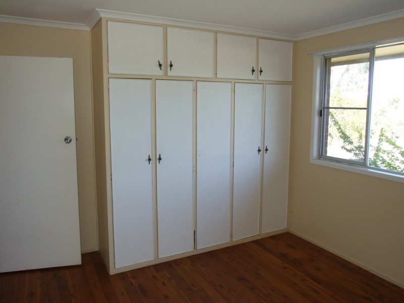 32 Railway Terrace, Crows Nest QLD 4355