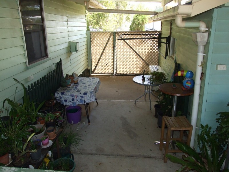 12 Littleton Street, Crows Nest QLD 4355