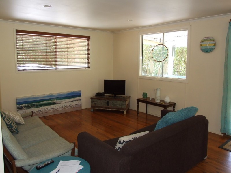 30 McErlean Road, Ravensbourne QLD 4352