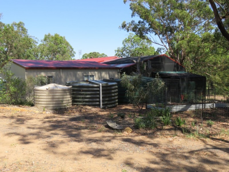 339 Perseverance Dam Road, Crows Nest QLD 4355