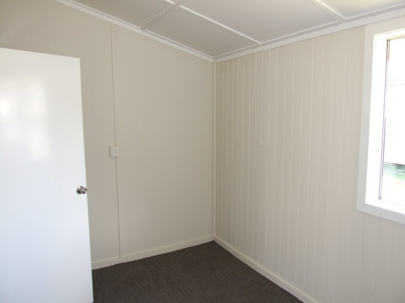 24 James Street, Crows Nest QLD 4355