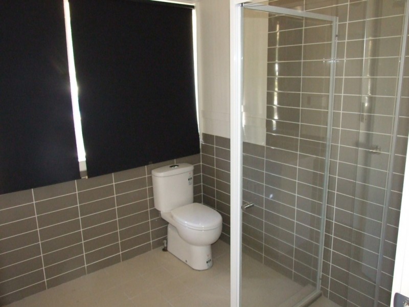 24 James Street, Crows Nest QLD 4355
