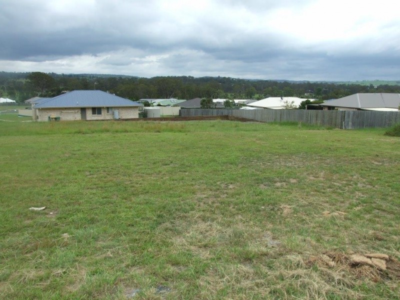 20 Naomi Drive, Crows Nest QLD 4355