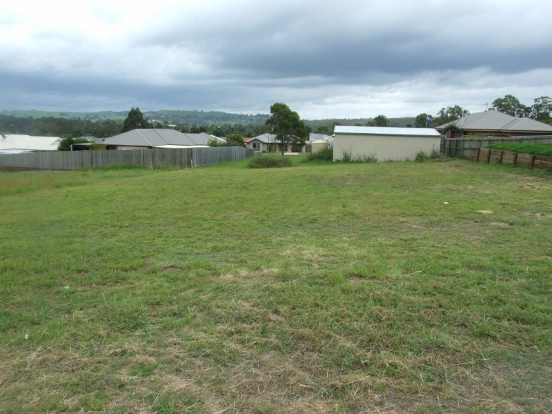 20 Naomi Drive, Crows Nest QLD 4355