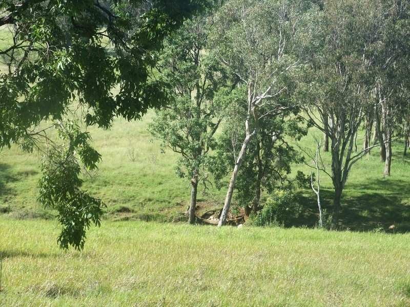 L2 Merritts Creek Road, Hampton QLD 4352