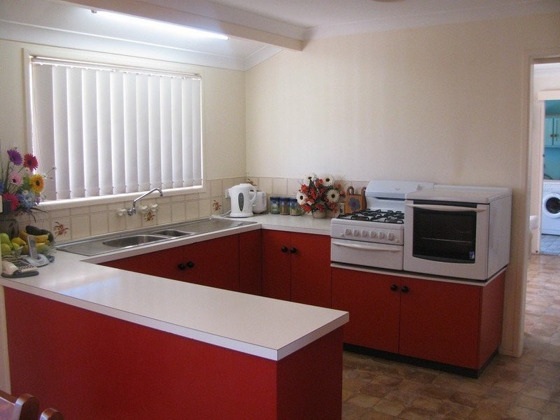 7265 New England Highway, Crows Nest QLD 4355