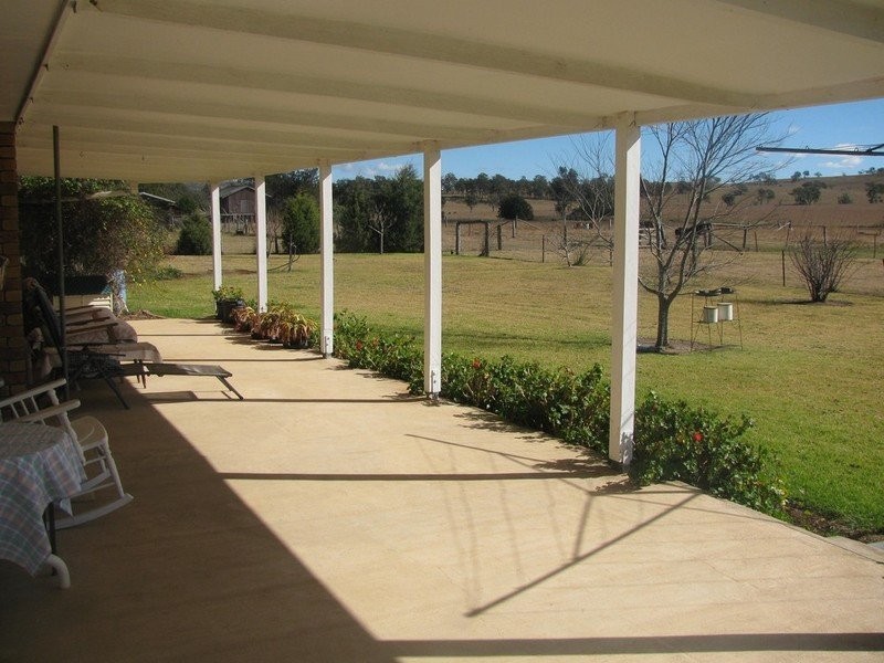 7265 New England Highway, Crows Nest QLD 4355