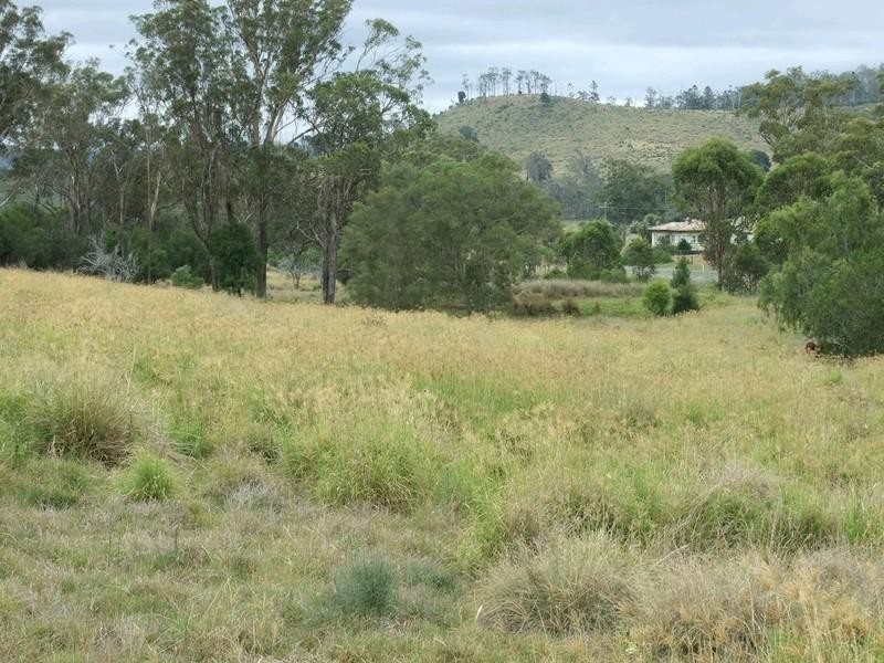 3580 New England Highway, Crows Nest QLD 4355