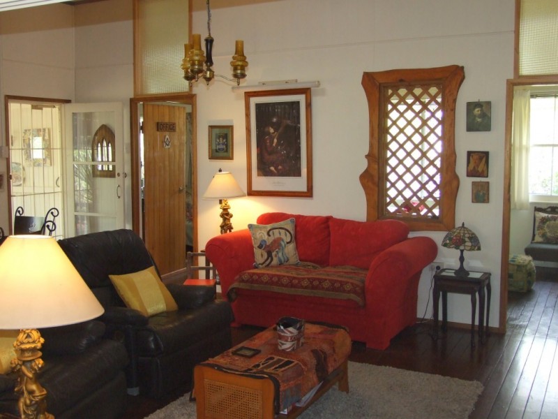 6 Short Street, Crows Nest QLD 4355