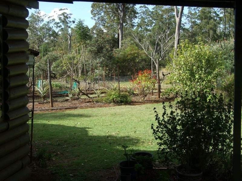 98 King Road, Blackbutt QLD 4306