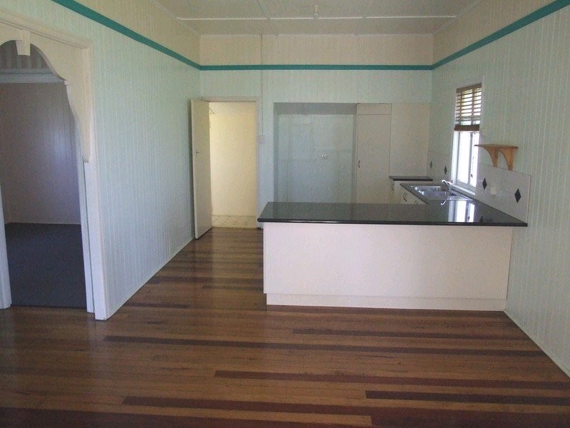 23 Park Road, Crows Nest QLD 4355