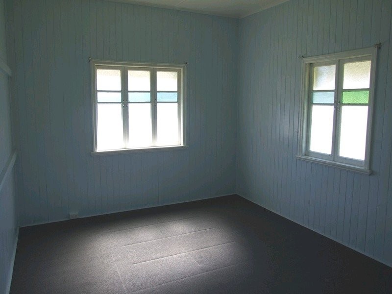 23 Park Road, Crows Nest QLD 4355