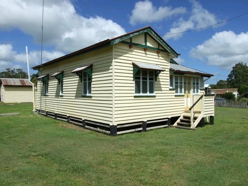 23 Park Road, Crows Nest QLD 4355
