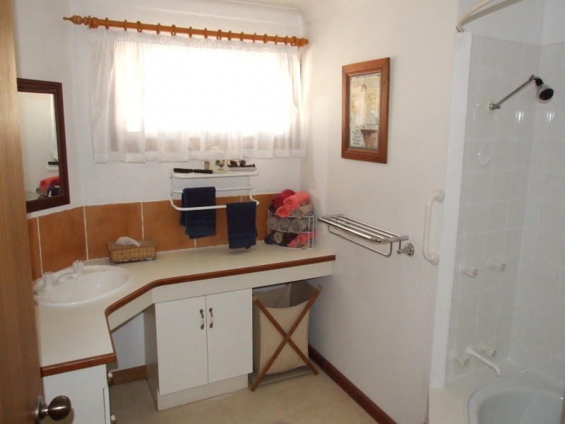 406 Brothers Road, Crows Nest QLD 4355