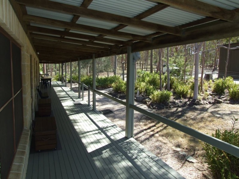 406 Brothers Road, Crows Nest QLD 4355