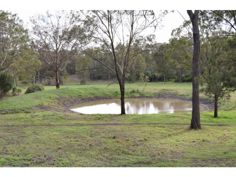 406 Brothers Road, Crows Nest QLD 4355